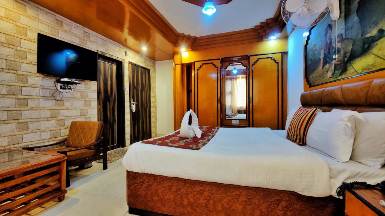 Auckland Hotel And Restaurant Near Mall Road Shimla Exterior foto