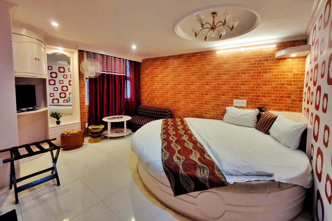 Auckland Hotel And Restaurant Near Mall Road Shimla Exterior foto